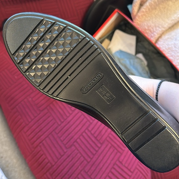 Aerosoles booties in the style allowance Size 11w - Picture 5 of 7